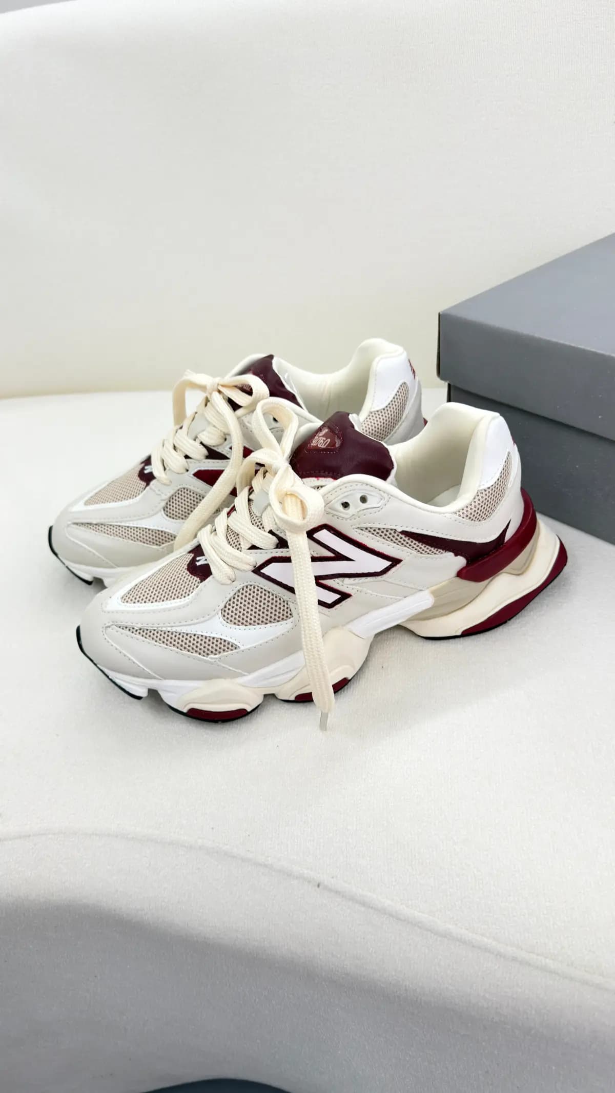 New Balance 9060 Branco Bordo Couro Legitimo Premium Nacional