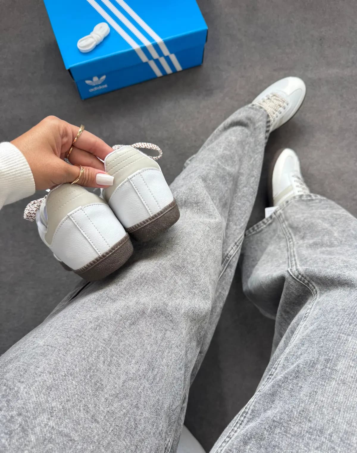 Adidas Samba OG Branco Gelo Off Luxo