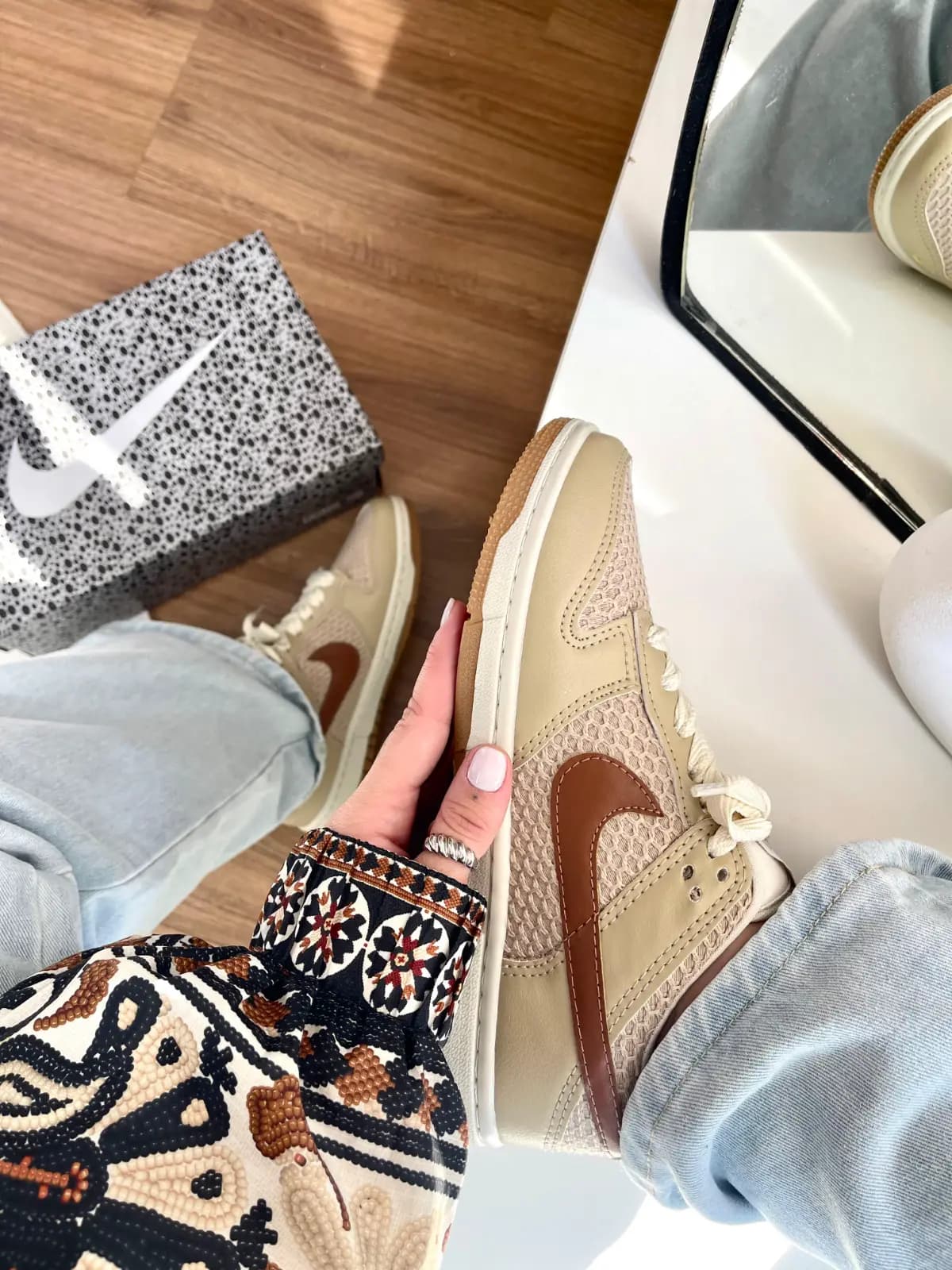 Nike Dunk SB Low Pro Tricot Bege Caramelo Luxo
