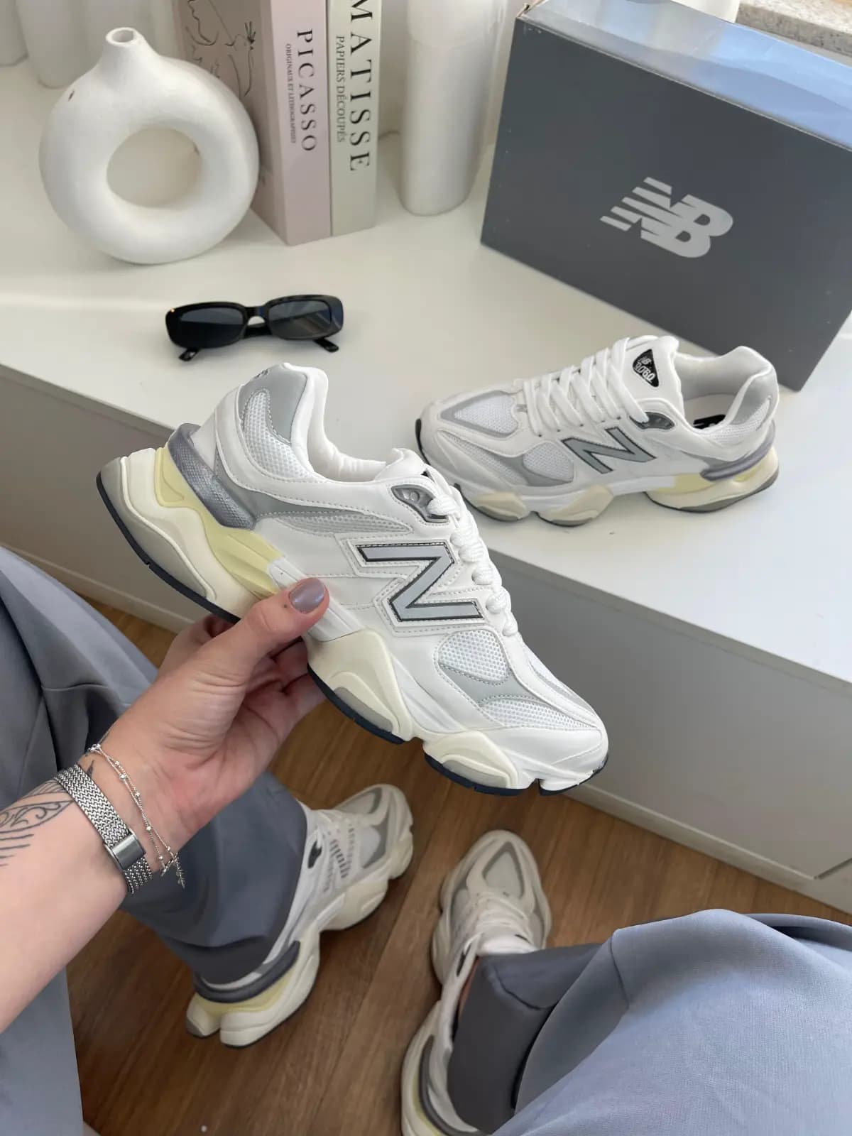 New Balance 9060 Branco Cinza Couro Legitimo Premium Nacional