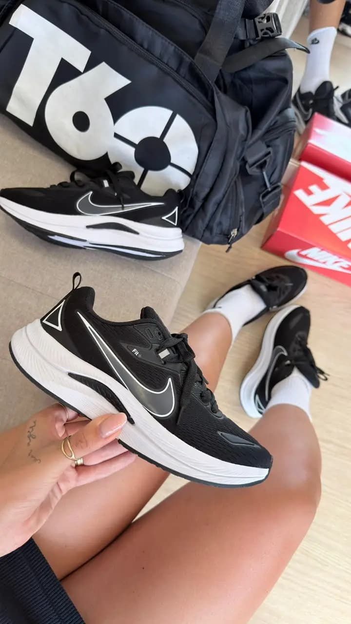 Nike Running Est 1972 Preto Branco Prime