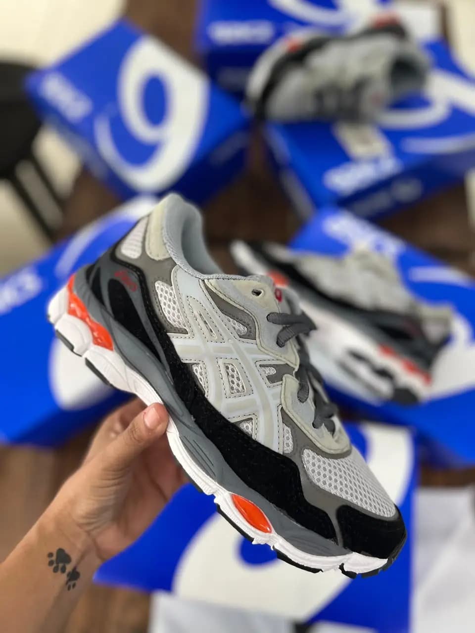 Asics Gel Lyte Nyc Cinza Grafite Vermelho Luxo