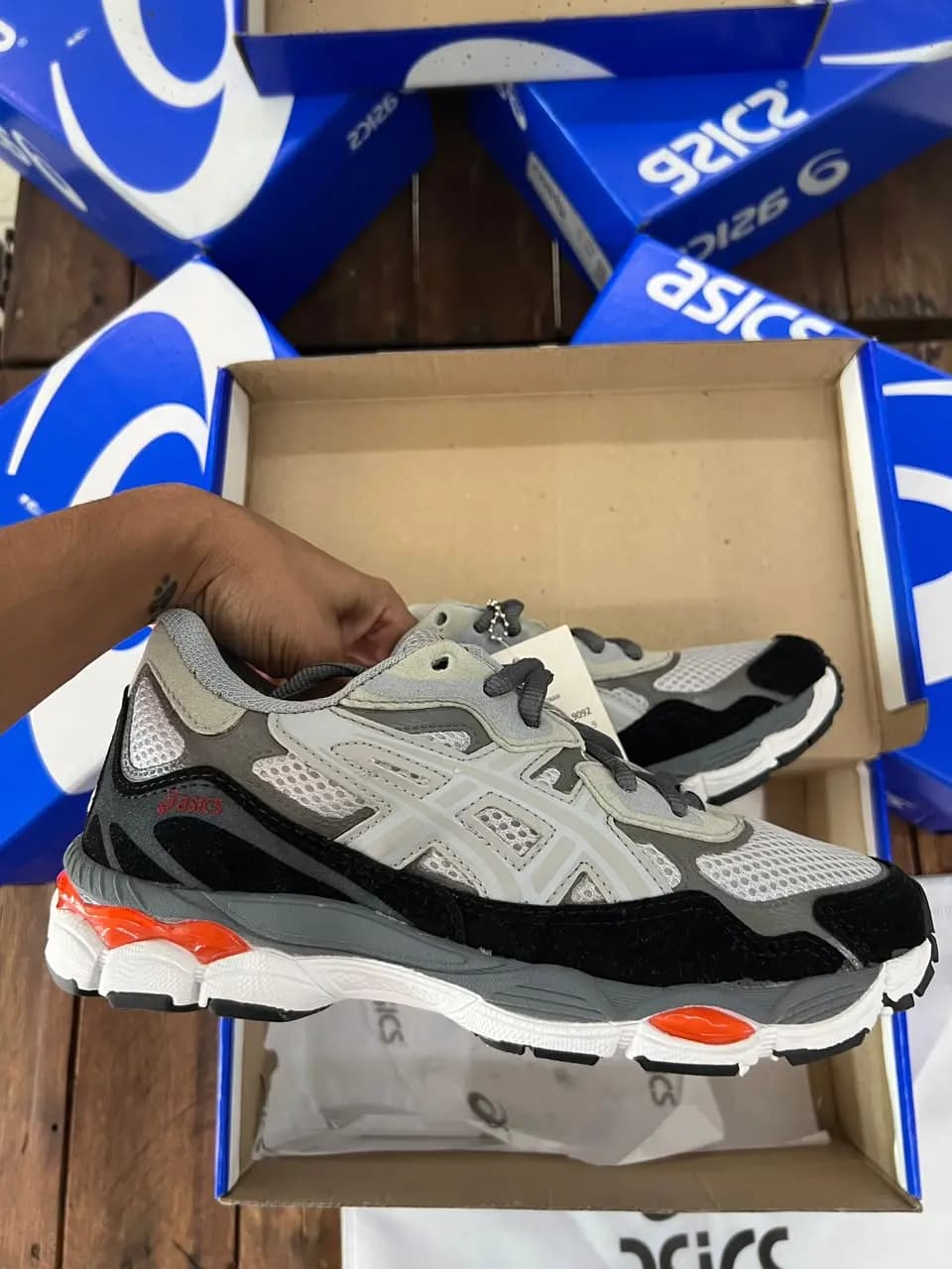 Asics Gel Lyte Nyc Cinza Grafite Vermelho Luxo