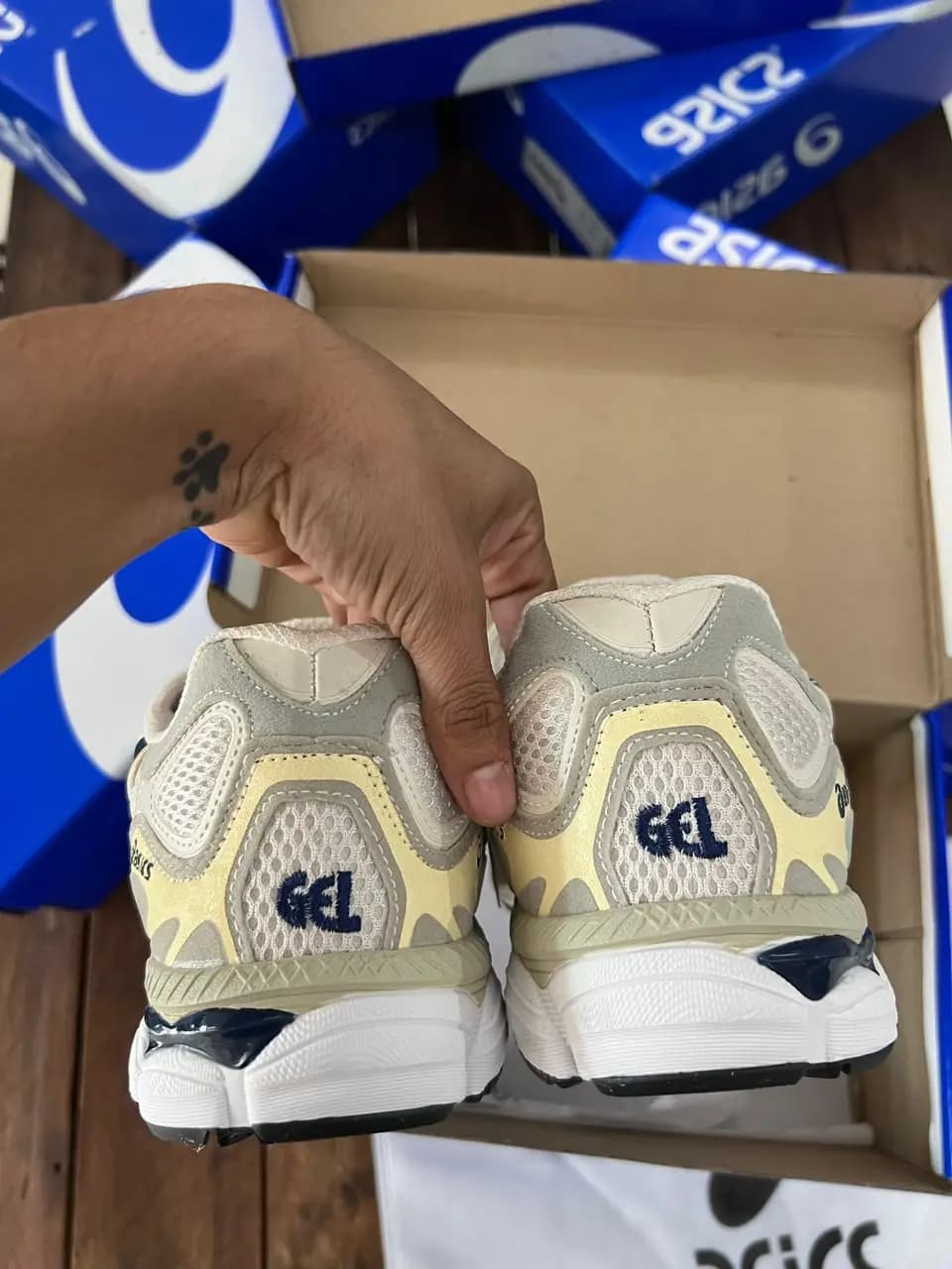 Asics Gel Lyte Nyc Off Bege Luxo