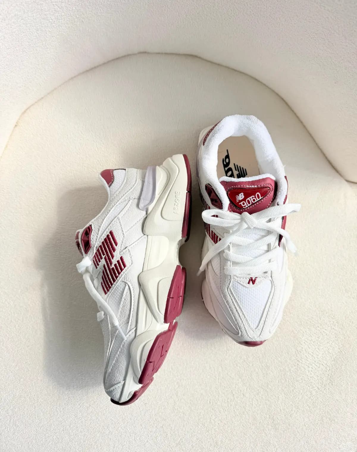 New Balance 9060 Bordô Luxo