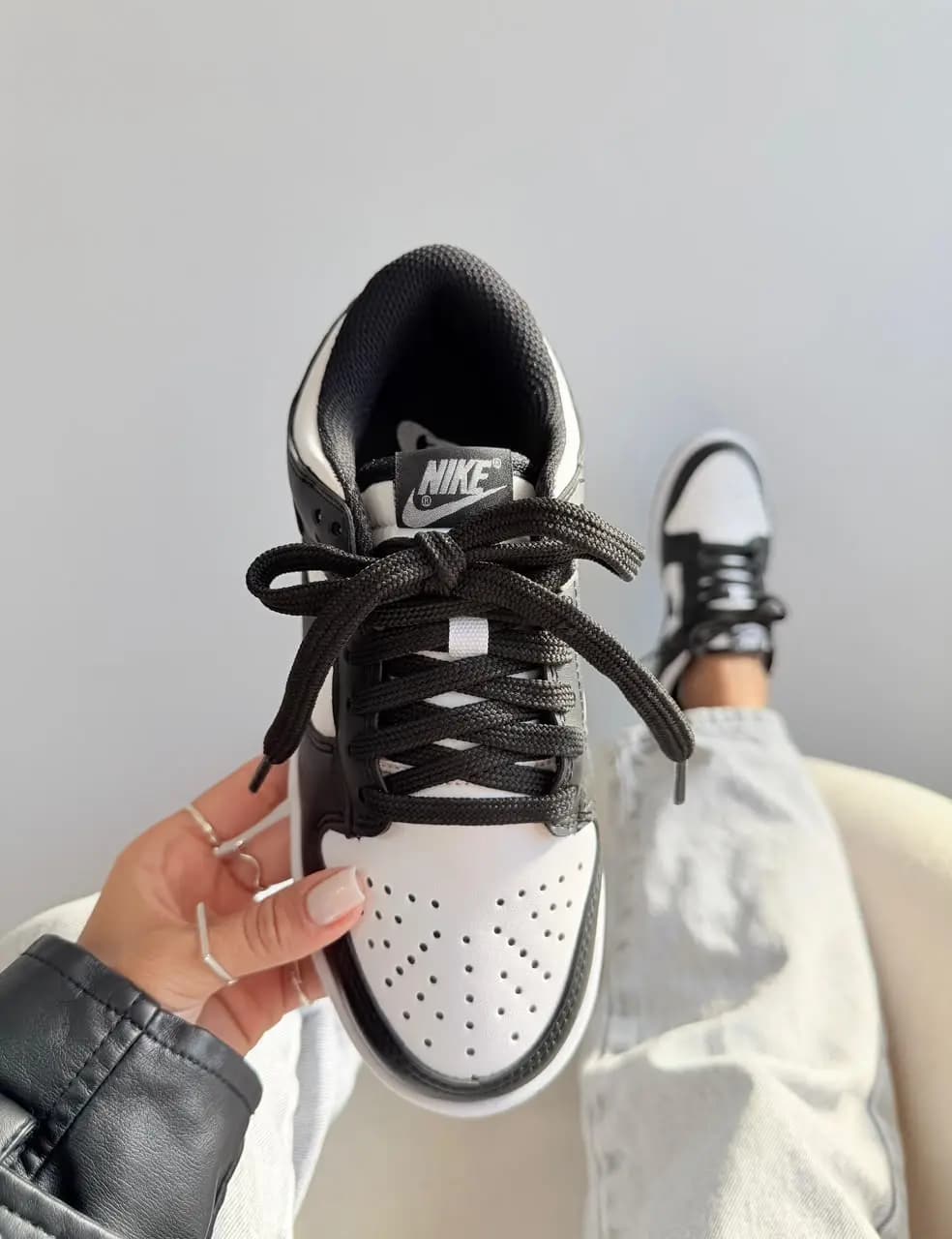 Nike Dunk SB Low Pro Panda Luxo