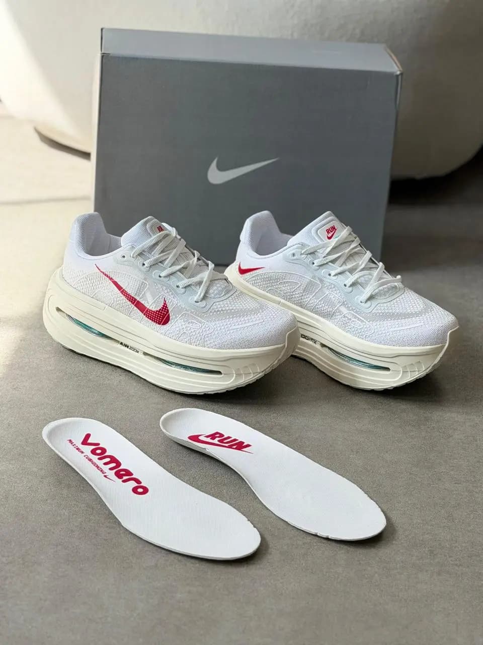 Nike Vomero Branco Vermelho Premium Vietnã