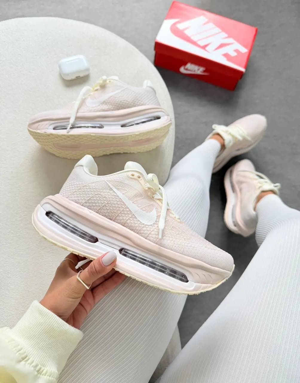 Nike Vomero Nude Premium Vietnã