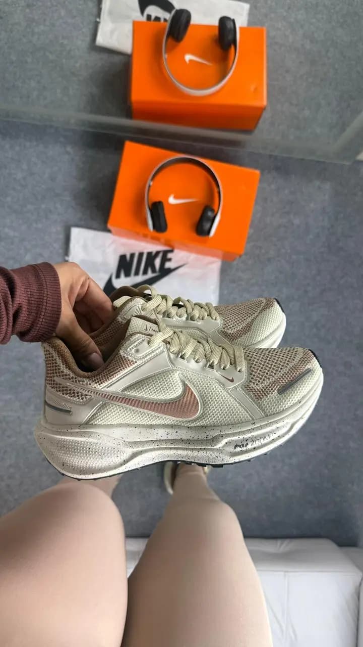 Nike Air Zoom Pegasus 41 Bege Luxo