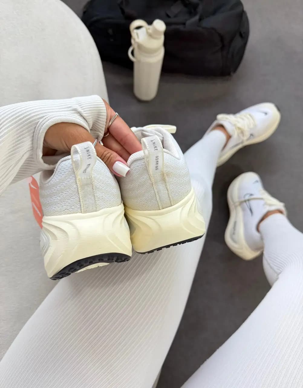 Nike Vomero Off Branco Luxo