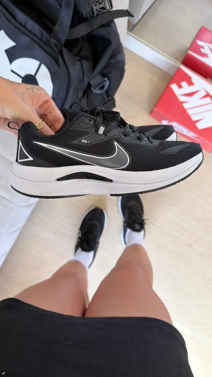 Nike Running Est 1972 Preto Branco Prime