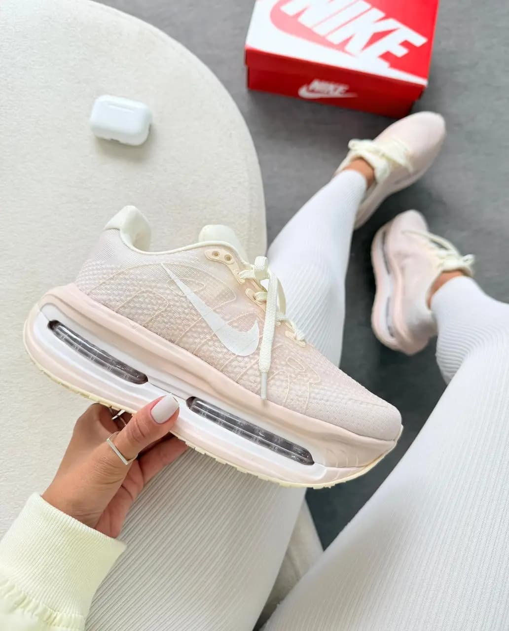 Nike Vomero Nude Premium Vietnã