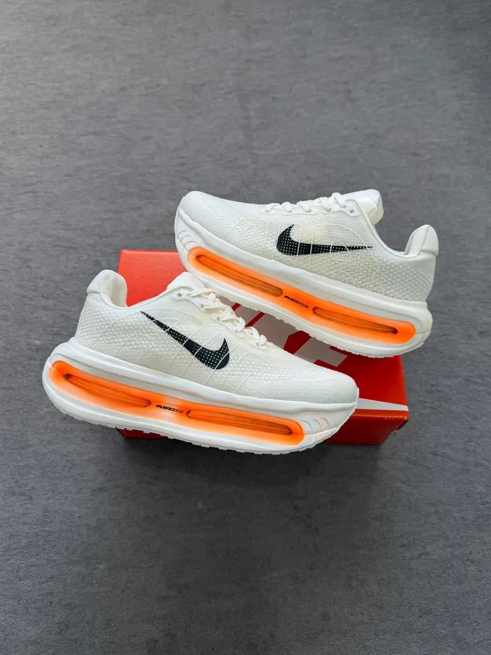 Nike Vomero Bege Laranja Premium Vietnã
